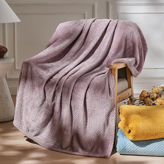 NEWCOSPLAY Super Soft Twin Blanket Light Purple Premium Silky Flannel Fleece Leaves Pattern Lightweight Bed Blanket All Season Use (Light Purple, Twin(60"x80"))