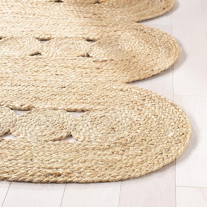 SAFAVIEH Natural Fiber Collection Accent Rug - 4' x 6', Natural, Handmade Farmhouse Rustic Country, Ideal for High Traffic Areas in Entryway, Living Room, Bedroom (NF365B)