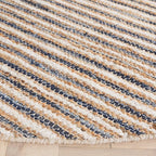 SAFAVIEH Cape Cod Collection Area Rug - 6' Round, Natural & Navy, Handmade Jute Blend, Braided Design, Ideal for The Living Room, Dining, Bedroom (CAP151N)