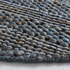 SAFAVIEH Natural Fiber Collection Area Rug - 3' Round, Grey, Handmade Jute, Braided Woven Design, Ideal for Living Room, Bedroom (NF212G)