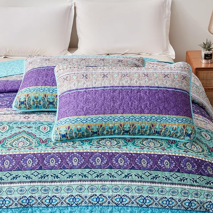 Xruibed Boho Quilt Set Queen,Purple Teal Bohemian Quilt Coverlet 3PCs Soft Microfiber Lightweight Bedspread with 2 Pillowcases for All Season (Queen Size 90"x96")