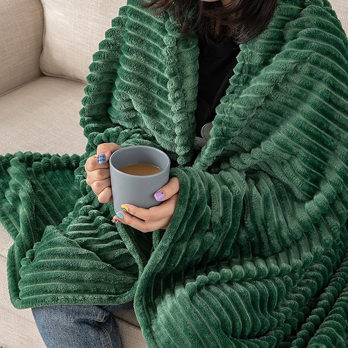 MIULEE Fleece Throw Blanket for Couch 300GSM Super Soft Lightweight Plush Striped Throws, Dark Green Warm Cozy Breathable Ribbed Blanket for Bed/Sofa, Twin Size 60"x80"