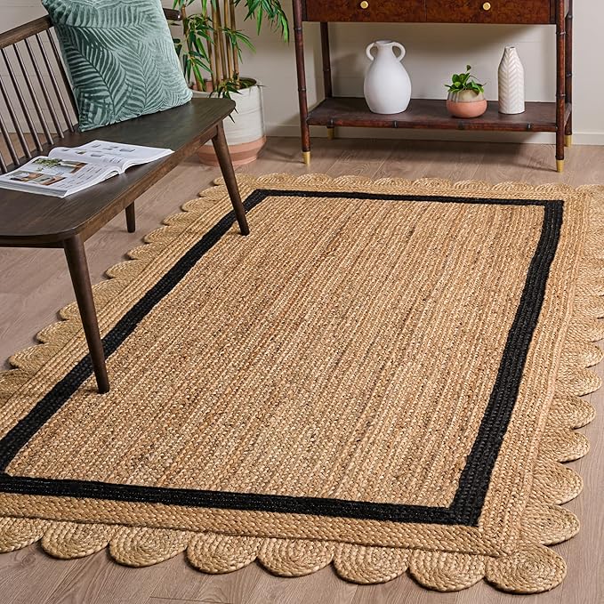 SAFAVIEH Area Rug 5x8 - Natural Fiber Collection - Natural & Black, Handmade Jute, Ideal for Living Room, Bedroom, Dining Space (NF896Z)
