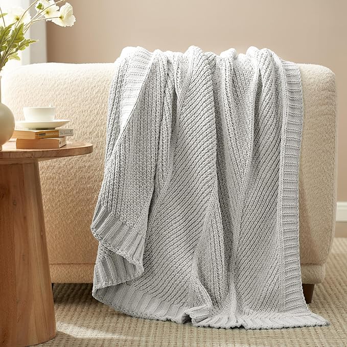 Amélie Home Chevron Chenille Knit Throw Blanket for Couch, Cozy Texture Decorative Soft Blanket for Sofa & Chair, 60"x80", Light Grey