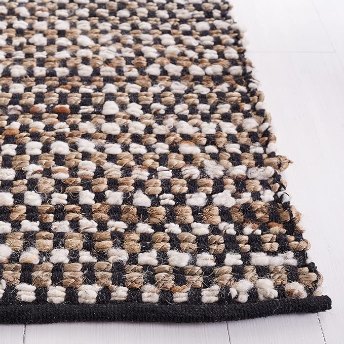 SAFAVIEH Natura Collection Accent Rug - 4' x 6', Black & Ivory, Handmade Flat Weave Wool & Jute, Ideal for High Traffic Areas in Entryway, Living Room, Bedroom (NAT349Z)