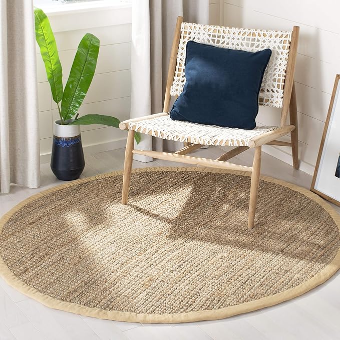 SAFAVIEH Natural Fiber Collection 4' Round Natural NF730C Handmade Farmhouse Premium Jute Area Rug
