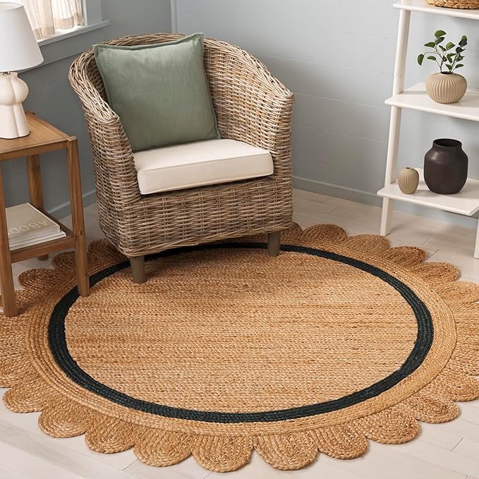 SAFAVIEH Natural Fiber Collection Area Rug - 6' Round, Natural & Dark Green, Handmade Jute, Ideal for Living Room, Bedroom, Dining Space (NF896Y)
