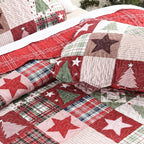 HORIMOTE HOME Christmas Quilt Set Queen Size, 3-Piece Holiday Quilt Bedding Set Soft Microfiber Bedspread with 2 Pillow Shams - Red Xmars Tree Stars Pattern for Winter Bedroom Decoration