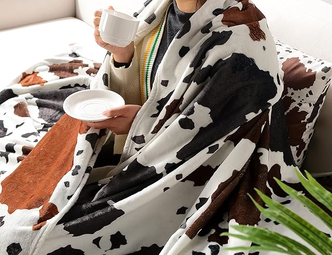 WIBUE Cow Throw Blanket 80"x60" with 2 Pcs Pillow Covers 18"x18", Decorative Fleece Blanket 3 Piece Set, Fuzzy Soft Cozy Warm Lightweight Blanket for Bed Sofa Couch Chair