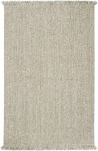 SAFAVIEH Natural Fiber Collection Area Rug - 6' x 9', Green & Natural, Handmade Woven Fringe Jute, Ideal for High Traffic Areas in Living Room, Bedroom (NF826Y)