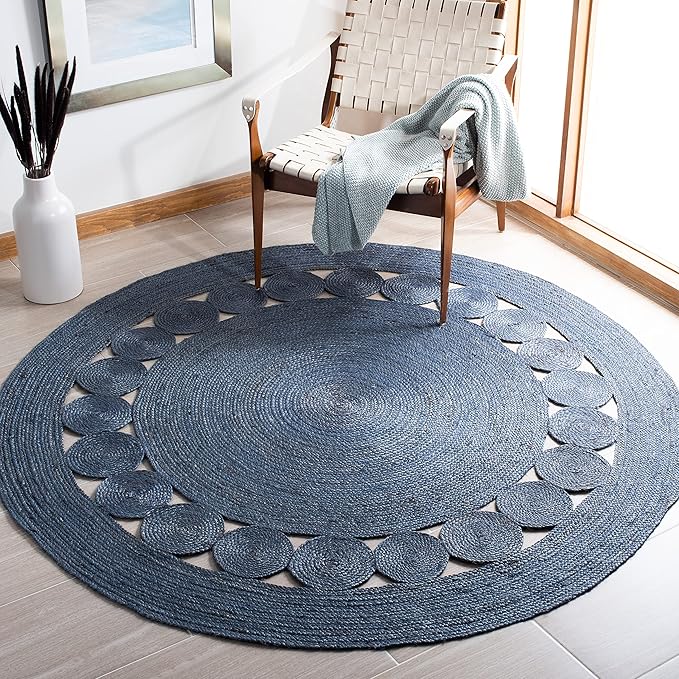 SAFAVIEH Area Rug 6' Round - Natural Fiber Collection - Navy, Handmade Jute, Boho Farmhouse Braided Design (NF364N)