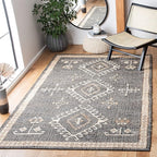 SAFAVIEH Kilim Collection Accent Rug - 4' x 6', Black & Ivory, Handmade Flat Weave Jute, Ideal for High Traffic Areas in Entryway, Living Room, Bedroom (KLM762Z)