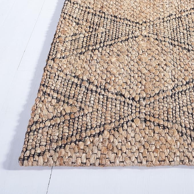 SAFAVIEH Natural Fiber Collection Area Rug - 5' x 8', Natural & Black, Natural Jute Design, Ideal for High Traffic Areas in Living Room, Bedroom (NFB552A)
