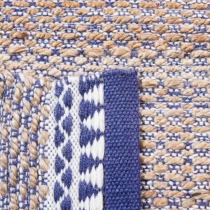 SAFAVIEH Natural Fiber Collection Accent Rug - 3' x 5', Natural & Navy, Handmade Farmhouse Boho Coastal Rustic Jute, Ideal for High Traffic Areas in Entryway, Living Room, Bedroom (NF874N)