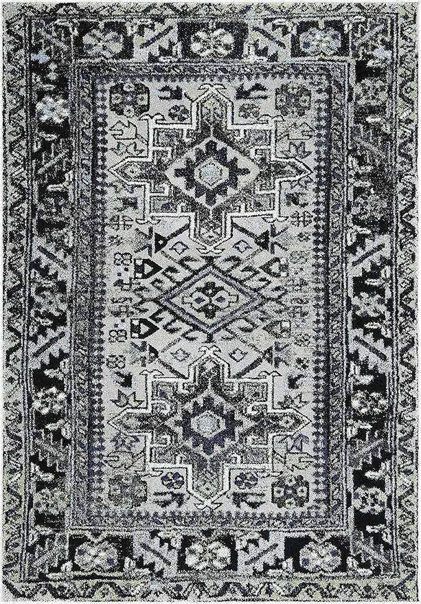 SAFAVIEH Area Rug 4x6 - Vintage Hamadan Collection - Light Grey & Dark Grey, Traditional Persian Design, Non-Shedding & Easy to Clean, Ideal for Living Room, Bedroom, Dining Space (VTH211F)