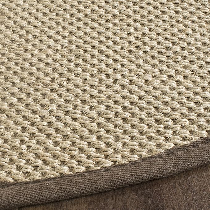 SAFAVIEH Area Rug 4' Round - Natural Fiber Collection - Maize & Brown, Sisal, Woven Design with Border (NF141C)