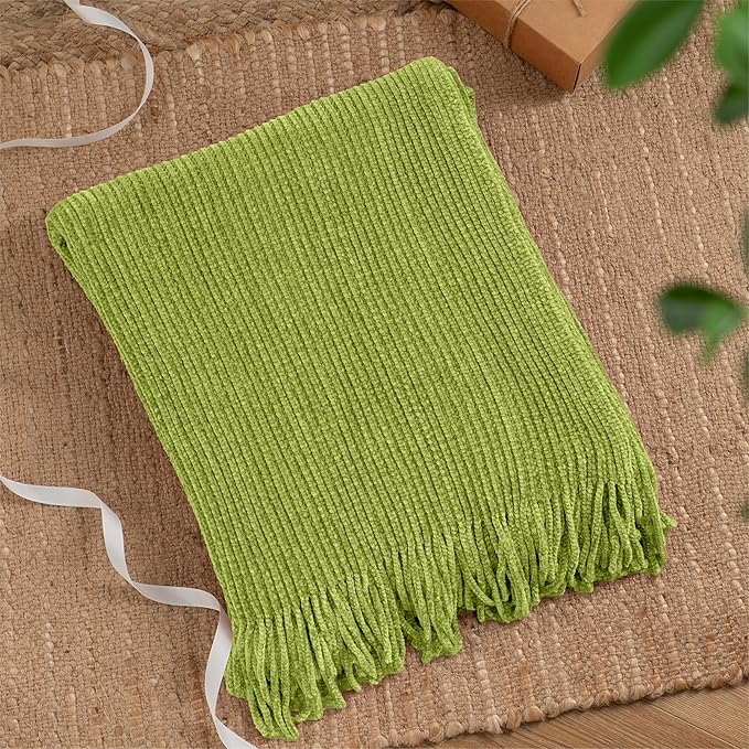 BATTILO HOME Apple Green Throw Blanket for Couch, Soft Chenille Knit Throws with Tassels for Home Decor, Spring Green Throws for Couch Cover, 60"x80"