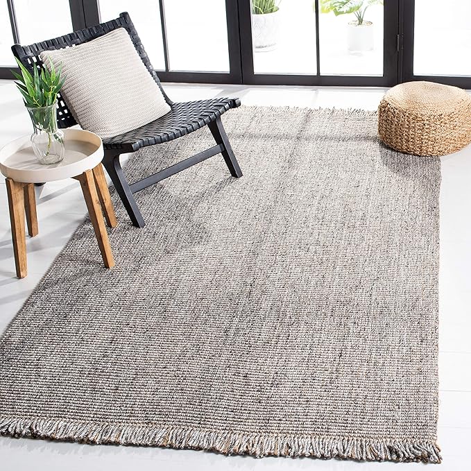 SAFAVIEH Natural Fiber Collection Accent Rug - 3' x 5', Grey & Natural, Handmade Woven Fringe Jute, Ideal for High Traffic Areas in Entryway, Living Room, Bedroom (NF826F)
