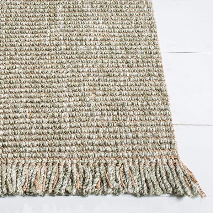 SAFAVIEH Natural Fiber Collection Accent Rug - 3' x 5', Green & Natural, Handmade Woven Fringe Jute, Ideal for High Traffic Areas in Entryway, Living Room, Bedroom (NF826Y)