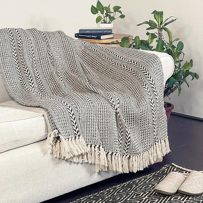 Chardin home - Black & Cream Braided Waffle Weave Throw, 50x60 in Recycled Cotton- Large, Wearable, Breathable, Skin-Friendly Everyday Blanket for Couch, Bed, Sofa - Soft Lightweight Picnic Rug
