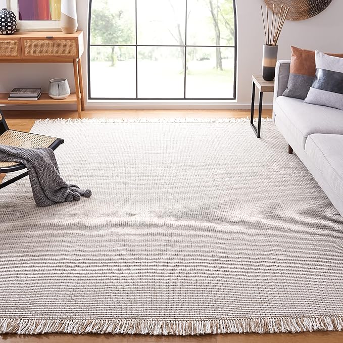 SAFAVIEH Area Rug 8x10 - Natural Fiber Collection - Large - Ivory & Natural, Handmade Woven Jute, Farmhouse Fringe Detail, Ideal for Living Room, Bedroom, Dining Space (NF826A)