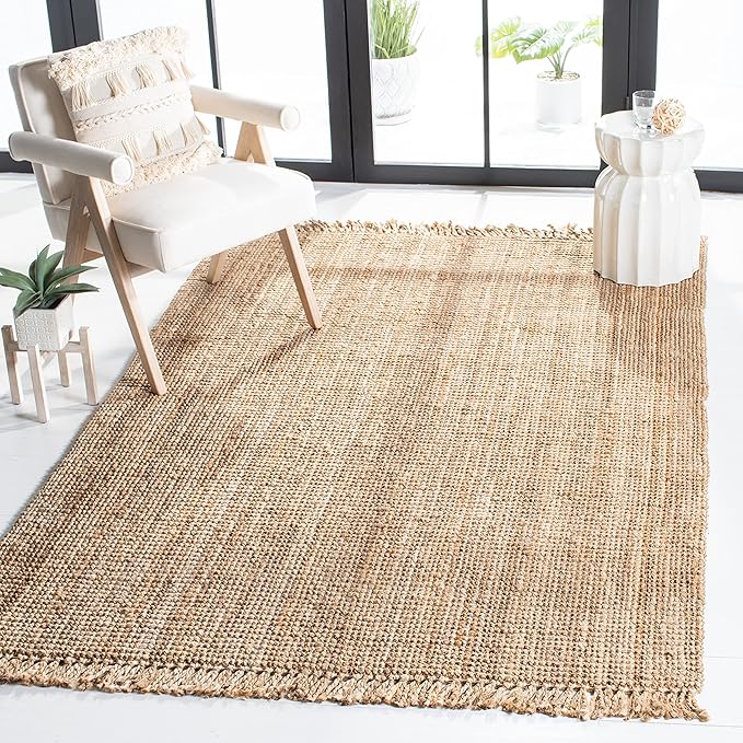 SAFAVIEH Natural Fiber Collection Accent Rug - 3' x 5', Natural, Handmade Woven Fringe Jute, Ideal for High Traffic Areas in Entryway, Living Room, Bedroom (NF809A)