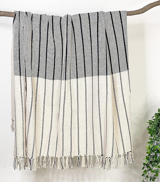 Chardin home Black and Ivory Oslo Throw with Fringes, 50 x 60 Inch, Perfect Scandinavian Throw Blanket for Couch, Bed, Camping, Beach & Everyday use