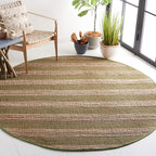SAFAVIEH Natural Fiber Collection Area Rug - 7' Round, Green & Natural, Handmade Boho Farmhouse Rustic Jute & Cotton, Ideal for High Traffic Areas in Living Room, Bedroom (NFB653Y)