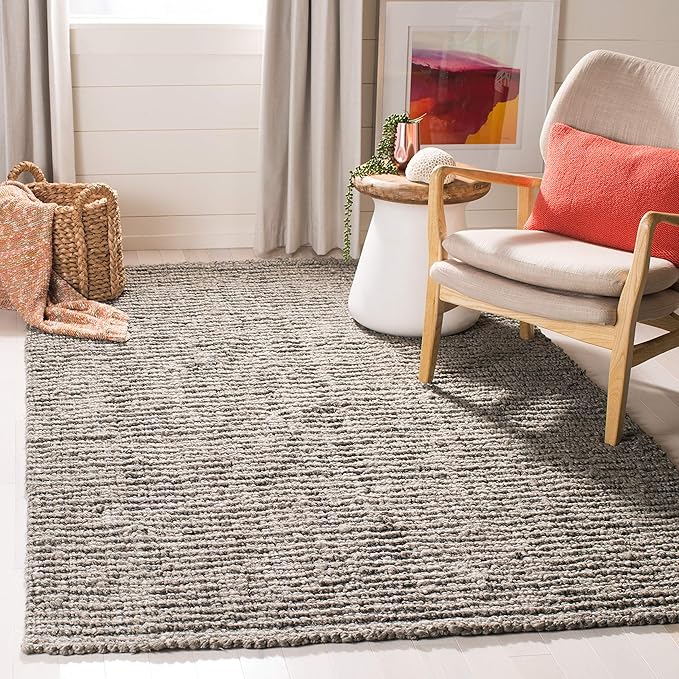SAFAVIEH Area Rug 4' Square - Natural Fiber Collection - Light Grey, Handmade Jute, Farmhouse Style, Chunky Textured Thick Pile (NF447G)