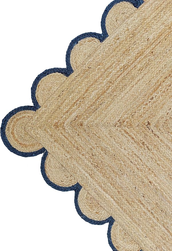 Scalloped Natural Jute Area Rug, Navy Trim, 4'x6'