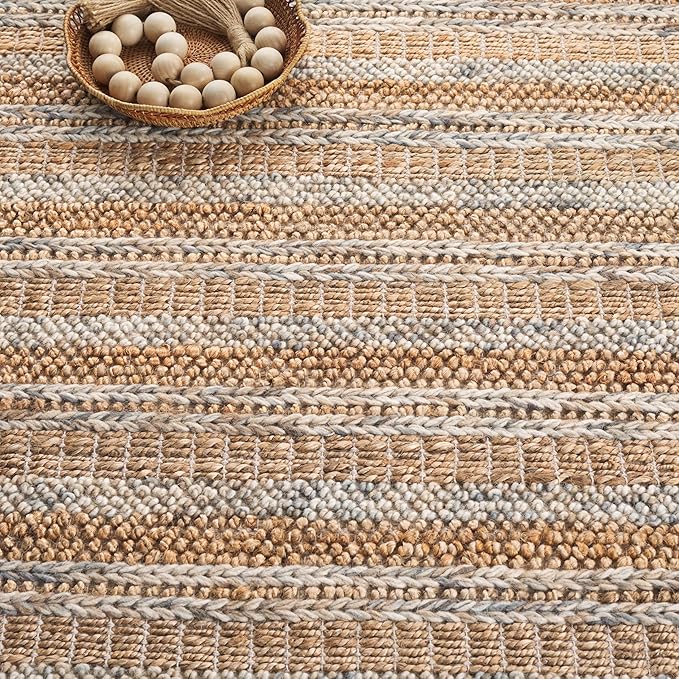 SAFAVIEH Natura Collection Area Rug - 3' x 5', Natural & Brown, Rustic Farmhouse Design, Handmade Wool & Jute, Ideal for The Living Room, Bedroom, Dining Room (NAT501T-3)