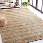 SAFAVIEH Natural Fiber Collection Accent Rug - 4' x 6', Green & Natural, Handmade Boho Farmhouse Rustic Jute & Cotton Jute, Ideal for High Traffic Areas in Entryway, Living Room, Bedroom (NFB654Y)
