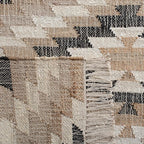 SAFAVIEH Area Rug 8x10 - Natural Fiber Collection - Large - Natural & Black, Handmade Jute, Boho Style, Ideal for Living Room, Bedroom, Dining Space (NFB401A)