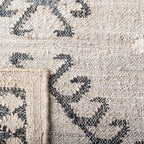 SAFAVIEH Kilim Collection Area Rug - 2'3" x 5', Grey & Black, Tribal Boho Design, Handmade Flatweave Premium Jute, Ideal for The Living Room, Bedroom, Dining Room (KLM762F-25)