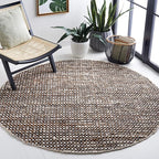 SAFAVIEH Natura Collection Area Rug - 6' Round, Black & Ivory, Handmade Flat Weave Wool & Jute, Ideal for High Traffic Areas in Living Room, Bedroom (NAT349Z)