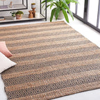 SAFAVIEH Natural Fiber Collection Area Rug - 6' x 9', Black & Natural, Handmade Boho Farmhouse Rustic Jute & Cotton Jute, Ideal for High Traffic Areas in Living Room, Bedroom (NFB653Z)