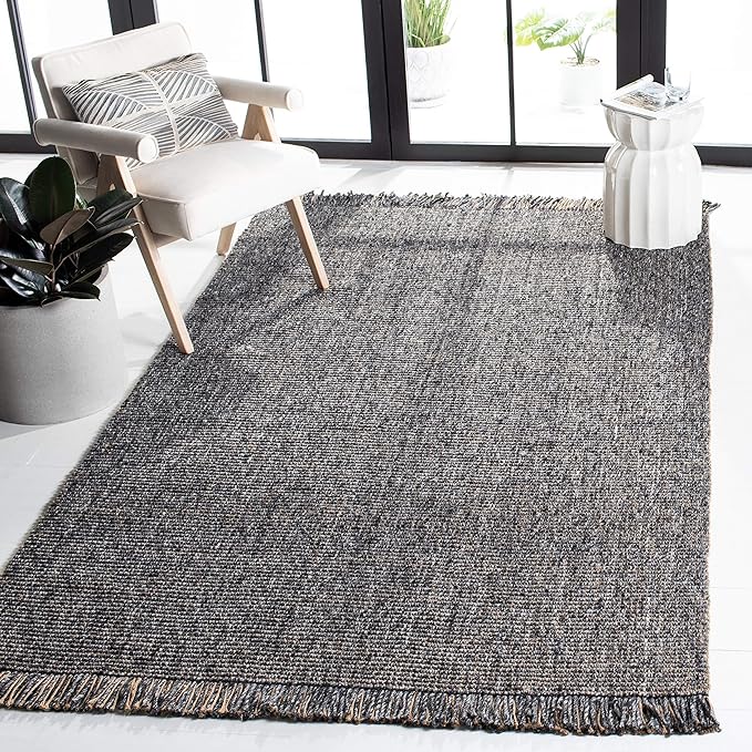 SAFAVIEH Natural Fiber Collection Accent Rug - 3' x 5', Charcoal & Natural, Handmade Woven Fringe Jute, Ideal for High Traffic Areas in Entryway, Living Room, Bedroom (NF826H)