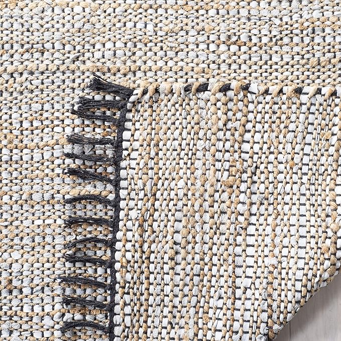 SAFAVIEH Vintage Leather Collection Accent Rug - 4' x 6', Silver, Handmade Boho Fringe Leather & Jute, Ideal for High Traffic Areas in Entryway, Living Room, Bedroom (VTL203G)