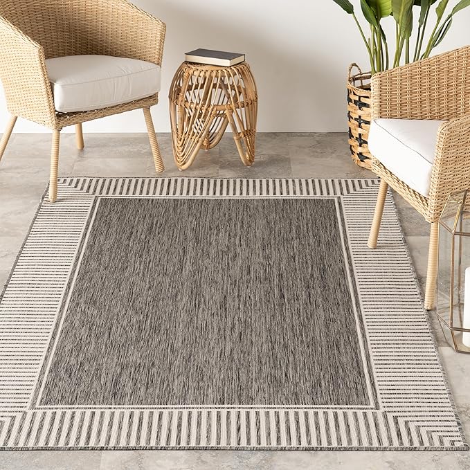 Nuloom Asha Grey/Ivory, 4' x 6', Casual, Striped Border, Soft and Cozy, High Traffic, Stain Resistant, Easy Clean, Durable Area Rug for Indoor/Outdoor Patio, Deck, Porch, Garden, Courtyard
