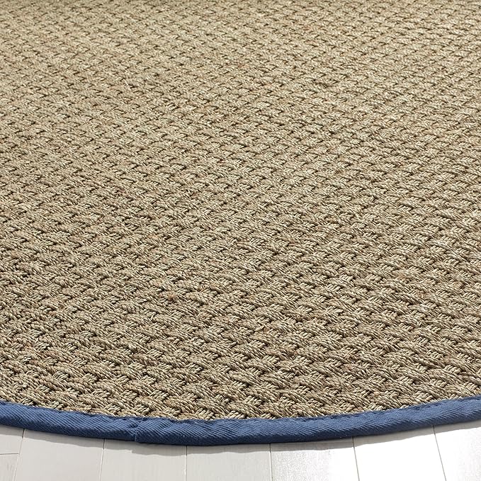 SAFAVIEH Area Rug 6' Round - Natural Fiber Collection - Natural & Navy, Seagrass, Basketweave Pattern with Border (NF114T)