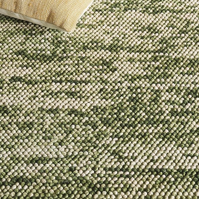 SAFAVIEH Natura Collection Area Rug - 6' Round, Green & Ivory, Handmade Wool Blend, Textured Design, Ideal for Living Room, Bedroom, Dining Space (NAT425Y)