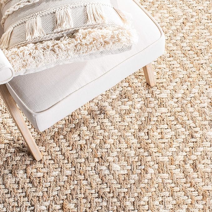 SAFAVIEH Area Rug 8x10 - Natural Fiber Collection - Large - Ivory & Natural, Handmade Jute, Boho Style, Diamond Pattern, Ideal for Living Room, Bedroom, Dining Space (NF266A)