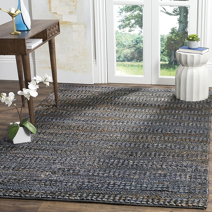 SAFAVIEH Area Rug 4x6 - Natural Fiber Collection - Grey, Handmade Jute, Braided Woven Design, Ideal for Entryway, Living Room, Bedroom (NF212G)