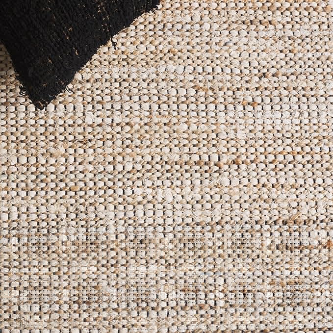 SAFAVIEH Cape Cod Collection Area Rug - 6' x 9', Ivory & Beige, Handmade Denim & Jute, Ideal for The Living Room, Dining, Bedroom (CAP153A)