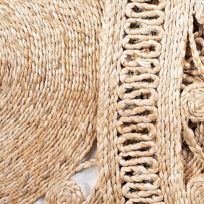 SAFAVIEH Natural Fiber Round Collection 8' Round Natural NF169A Handmade Boho Charm Farmhouse Jute Area Rug