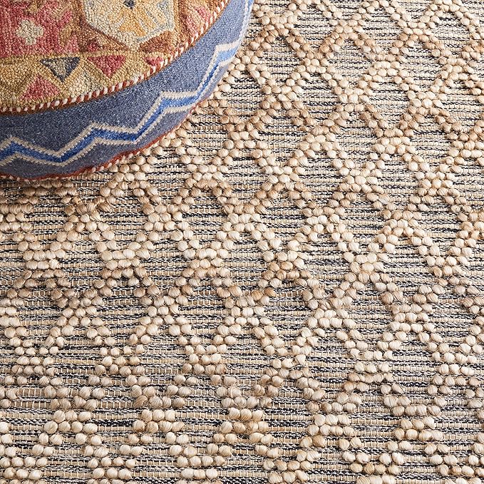 SAFAVIEH Area Rug 8x10 - Natural Fiber Collection - Large - Natural & Black, Handmade Flat Weave Jute, Farmhouse Geometric Design, Ideal for Living Room, Bedroom, Dining Space (NF382A)