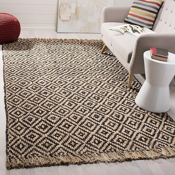 SAFAVIEH Area Rug 8x10 - Natural Fiber Collection - Large - Brown & Natural, Handmade Jute, Boho Style, Diamond Pattern, Ideal for Living Room, Bedroom, Dining Space (NF266E)