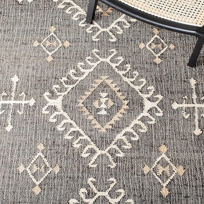 SAFAVIEH Kilim Collection Runner Rug - 2'3" x 19', Black & Ivory, Flat Weave Wool Design, Ideal for The Living Room, Dining Room, Bedroom (KLM762Z-219)