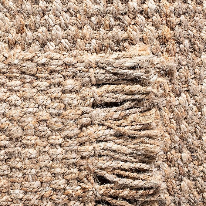 SAFAVIEH Natural Fiber Collection Area Rug - 4' Square, Natural, Handmade Tassel Jute, Ideal for High Traffic Areas in Living Room, Bedroom (NF467A)