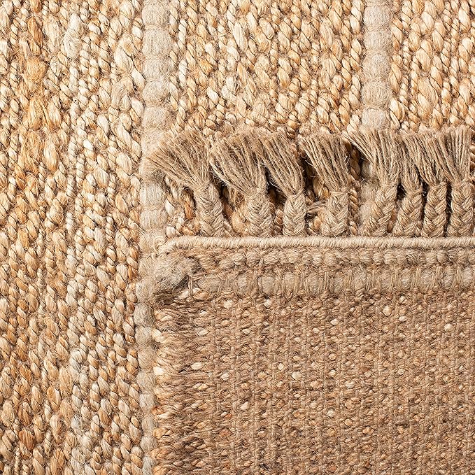SAFAVIEH Natural Fiber Collection Accent Rug - 3' x 5', Natural & Light Grey, Handmade Tassel Jute, Ideal for High Traffic Areas in Entryway, Living Room, Bedroom (NF550A)